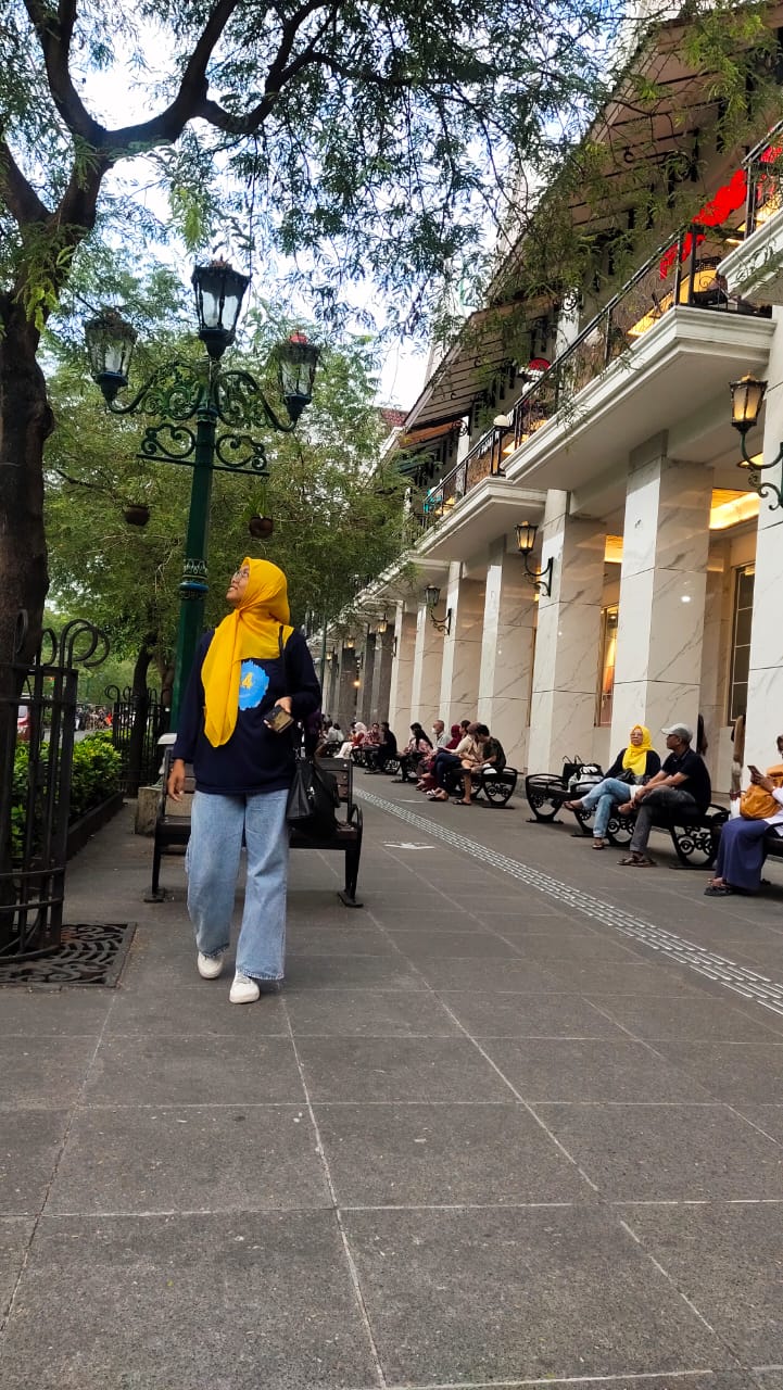 Profile picture for user langgengrizkiyah