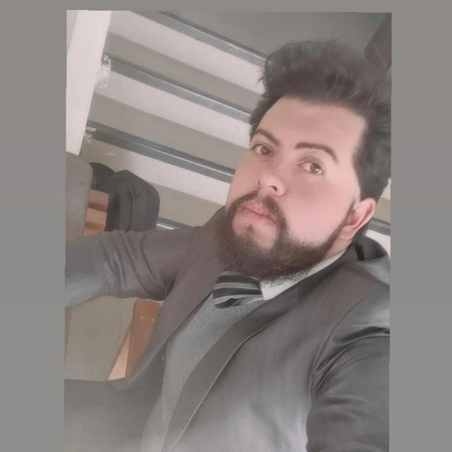 Profile picture for user TeacherClau007