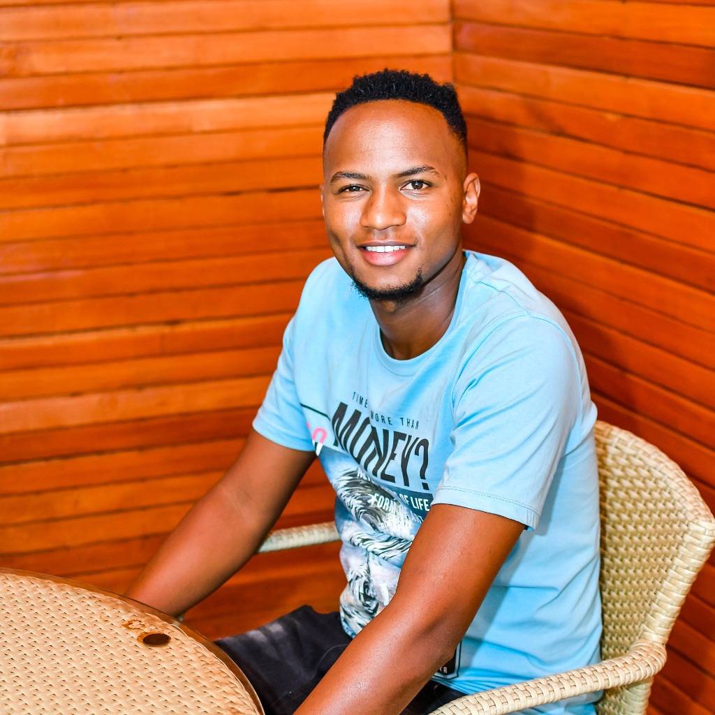 Profile picture for user domino254