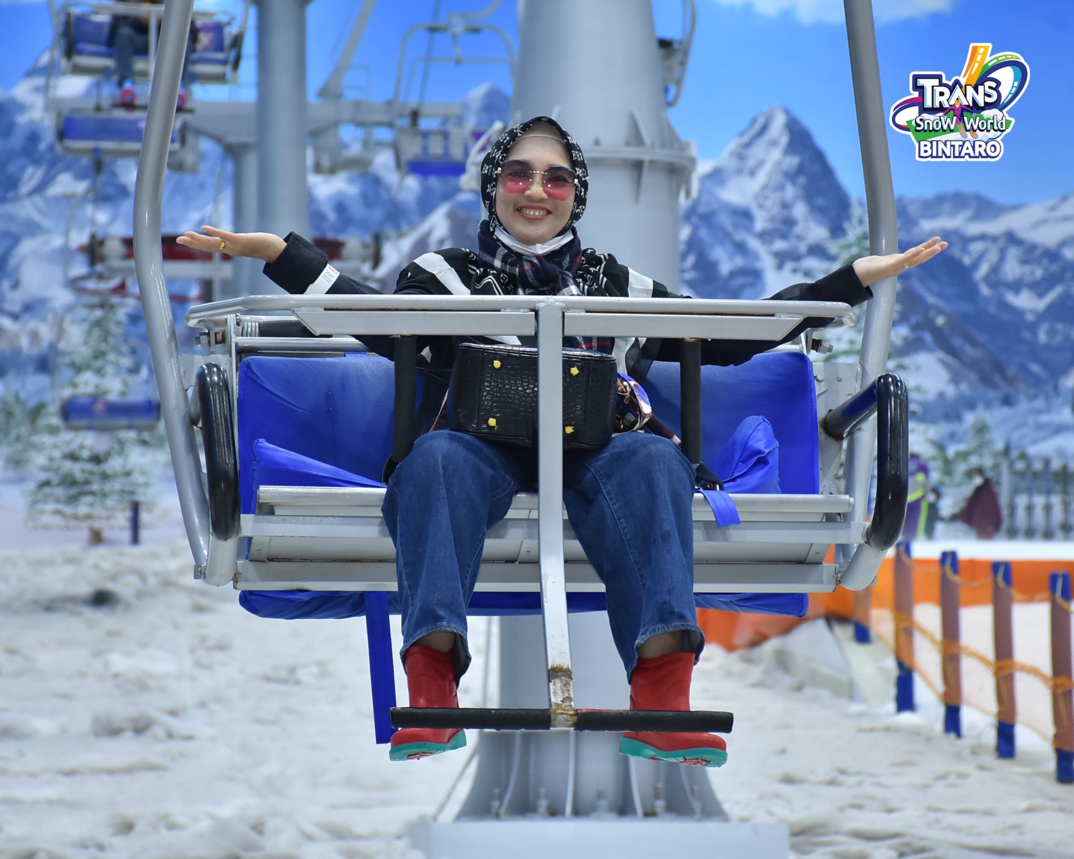 Profile picture for user Farlina72