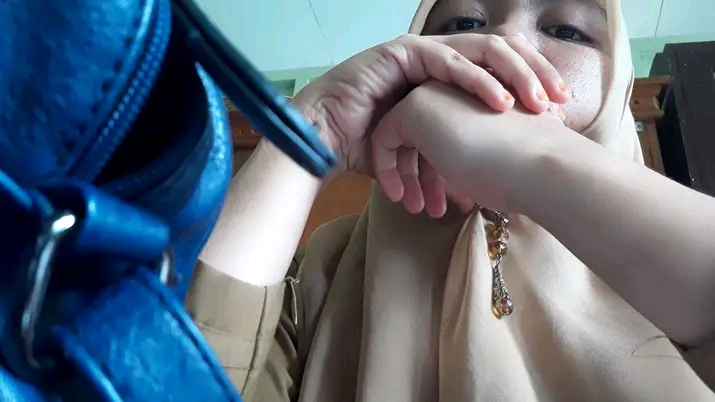 Profile picture for user Yessi_tangahu16