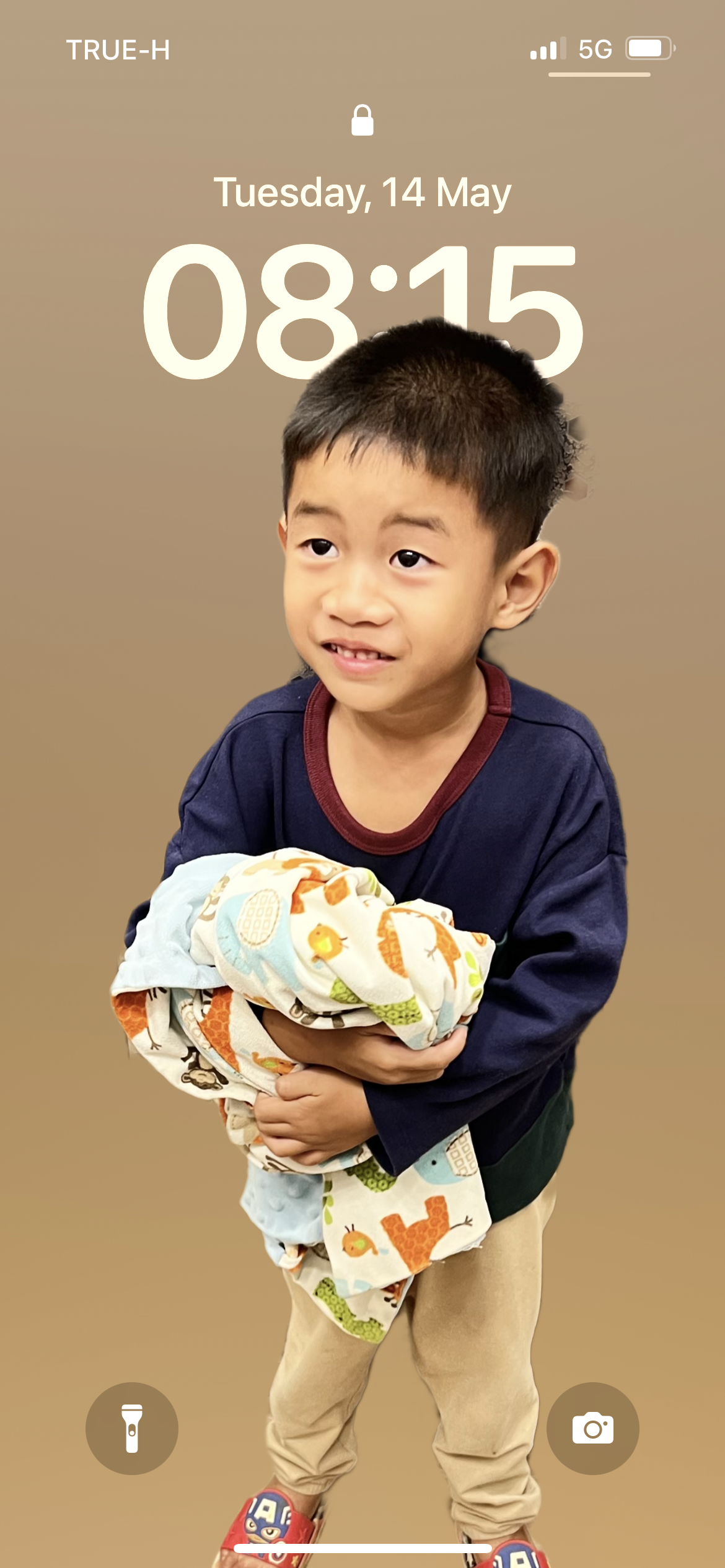 Profile picture for user Thassanee