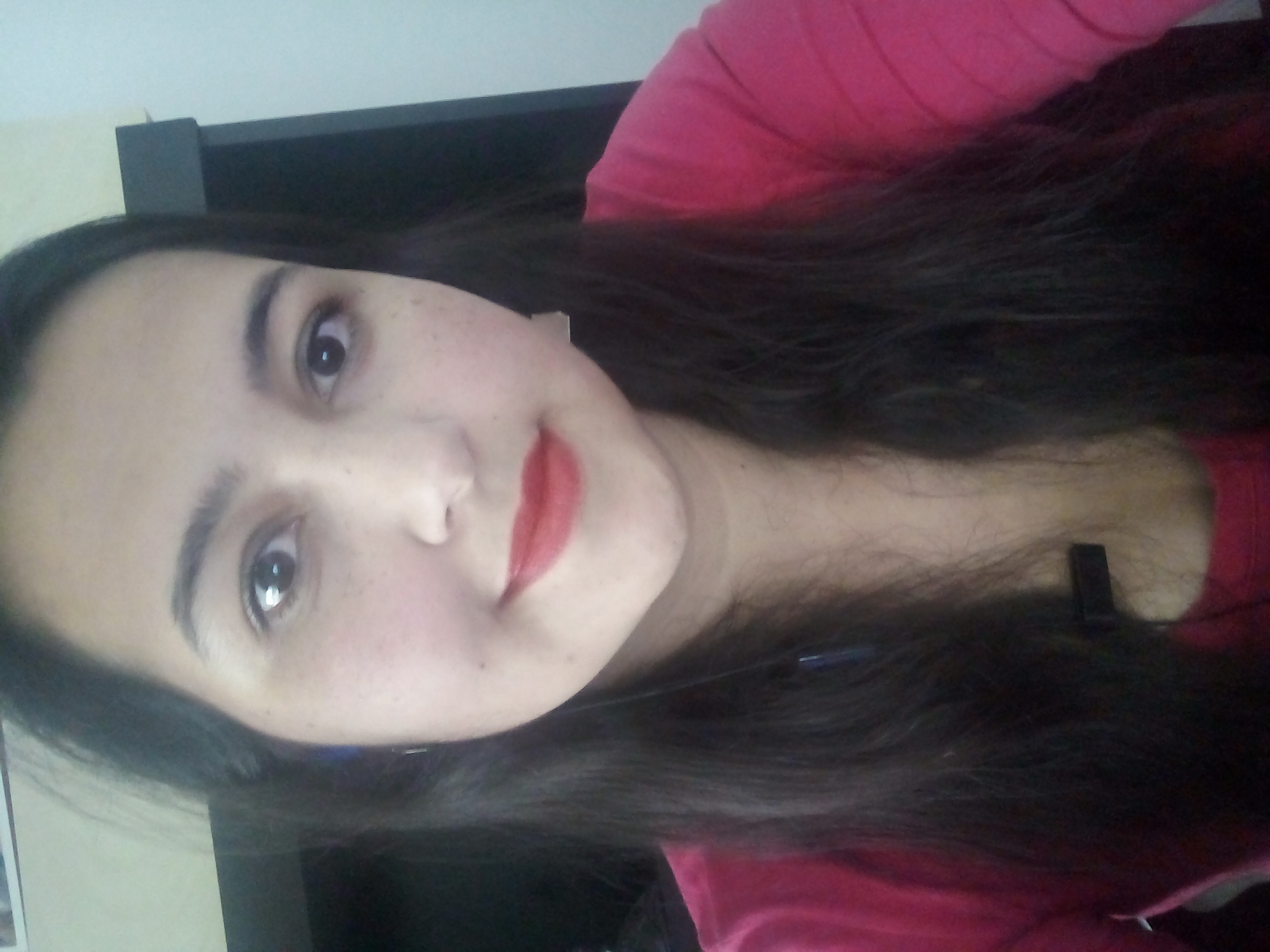 Profile picture for user vivianneg