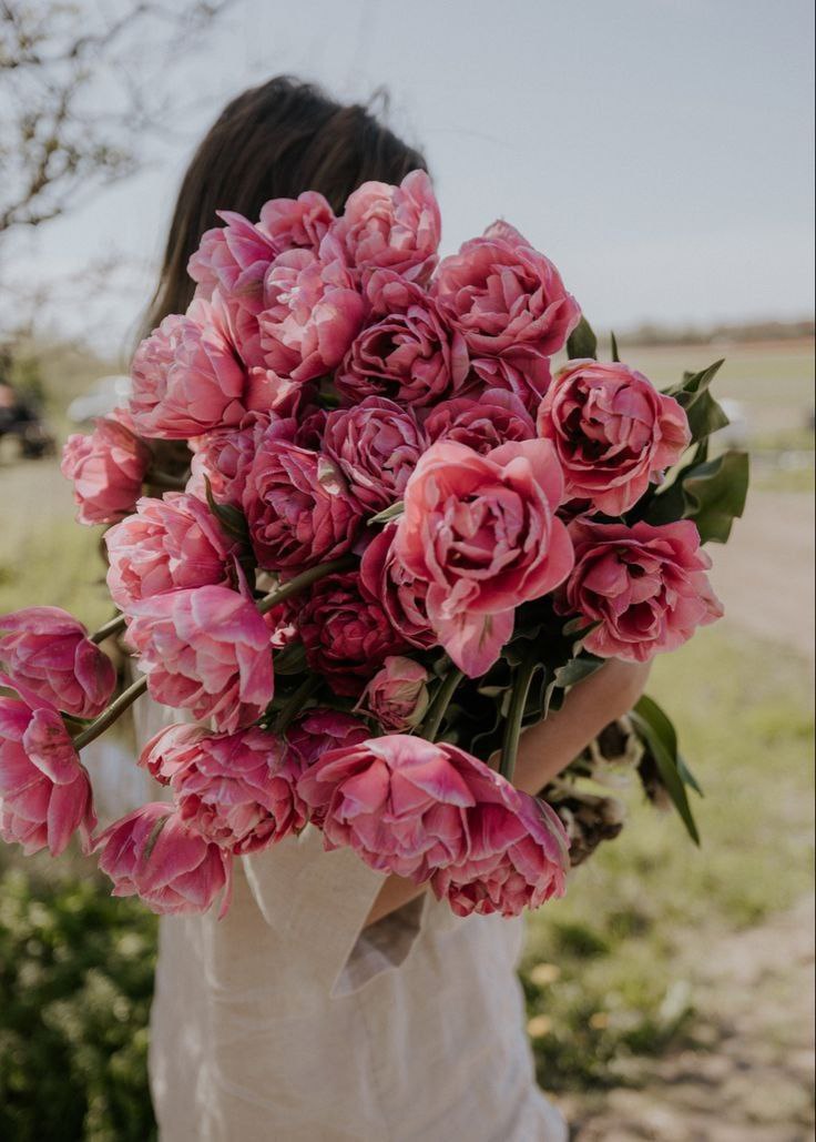 Profile picture for user Redvanskaiia