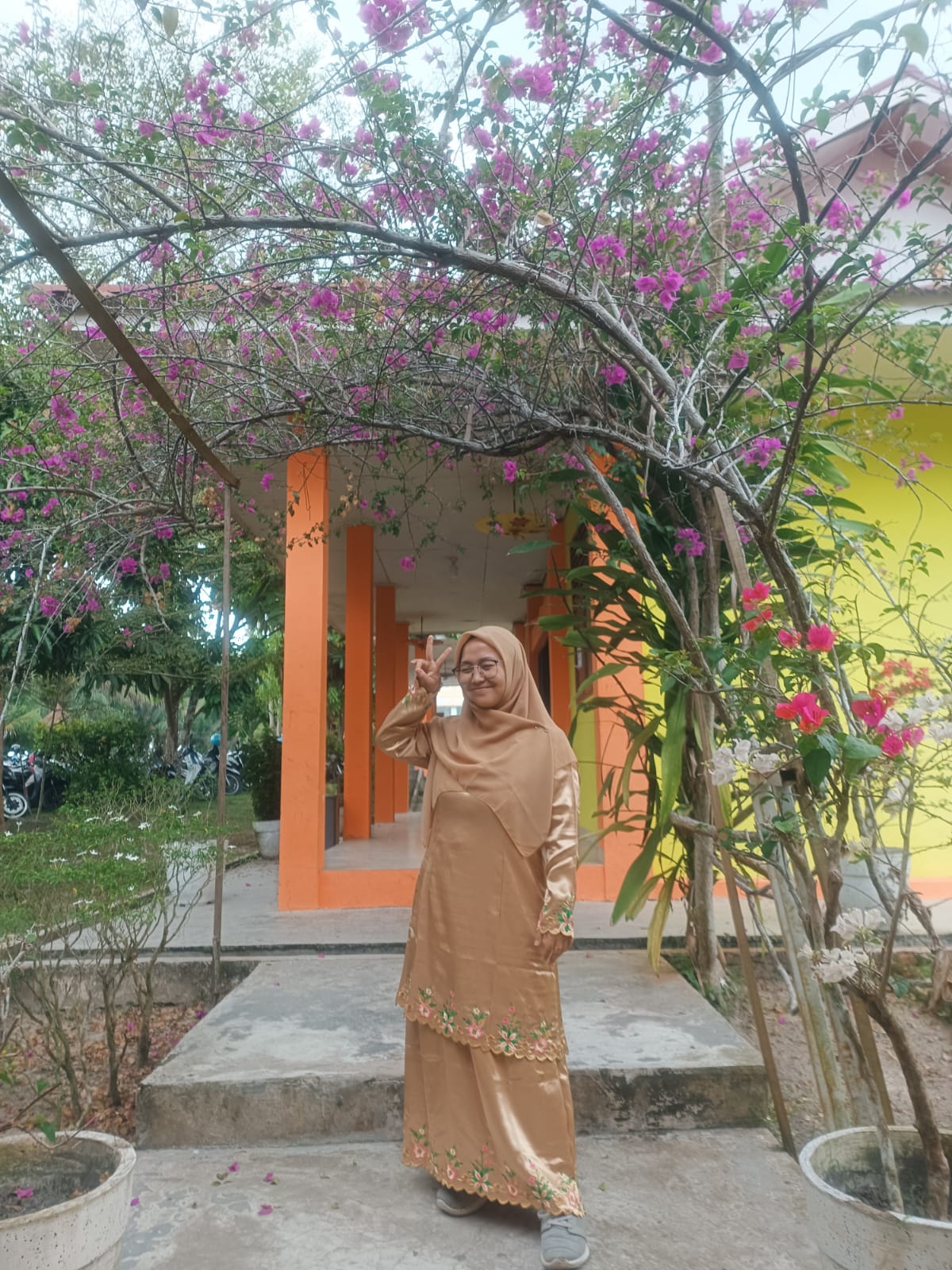 Profile picture for user Yen_Sastri