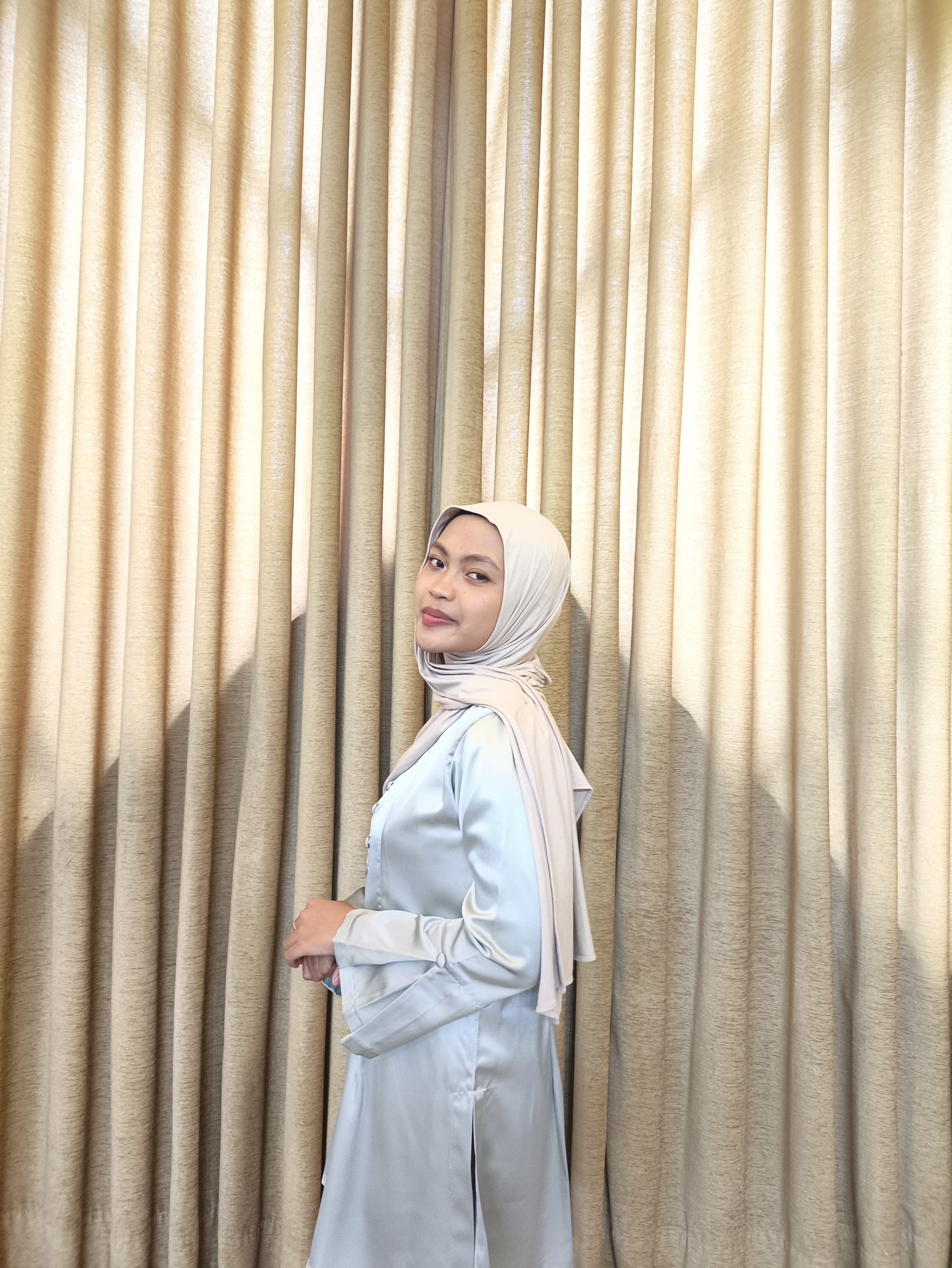 Profile picture for user Rindiani