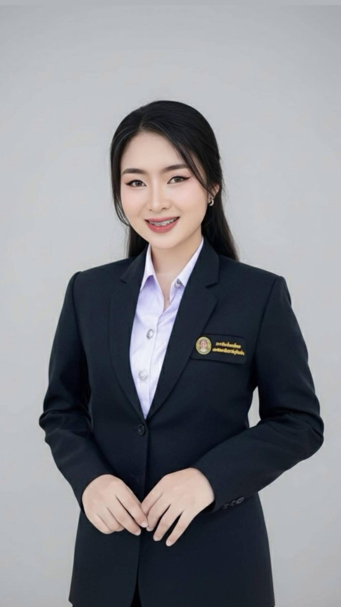 Profile picture for user nattharika2110