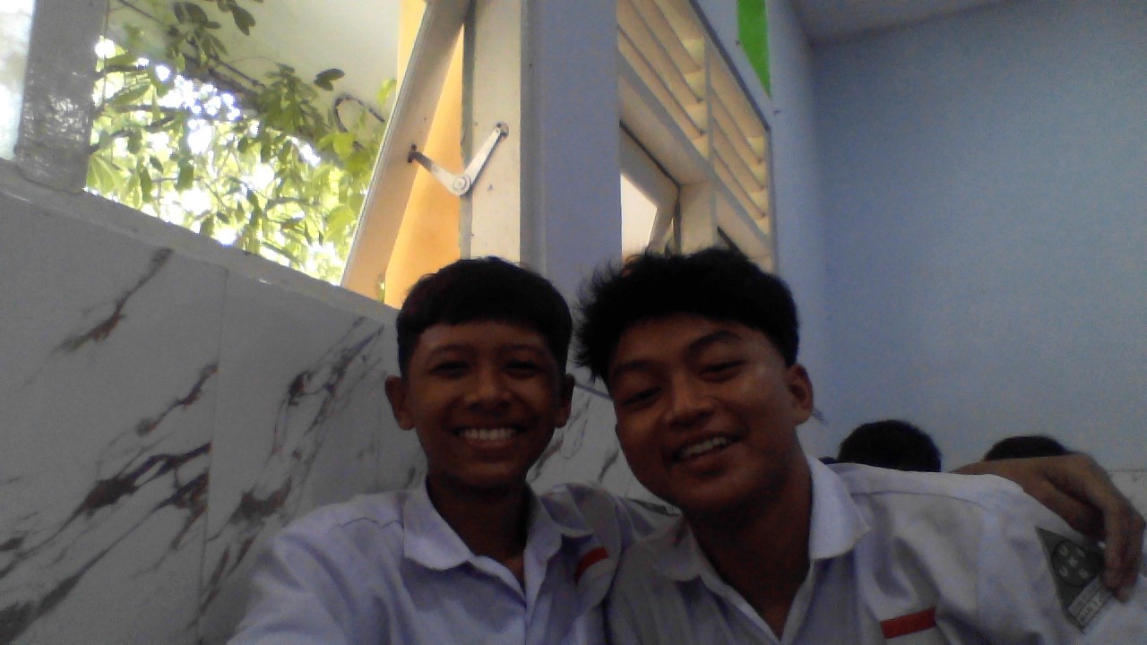 Profile picture for user Fadhil789