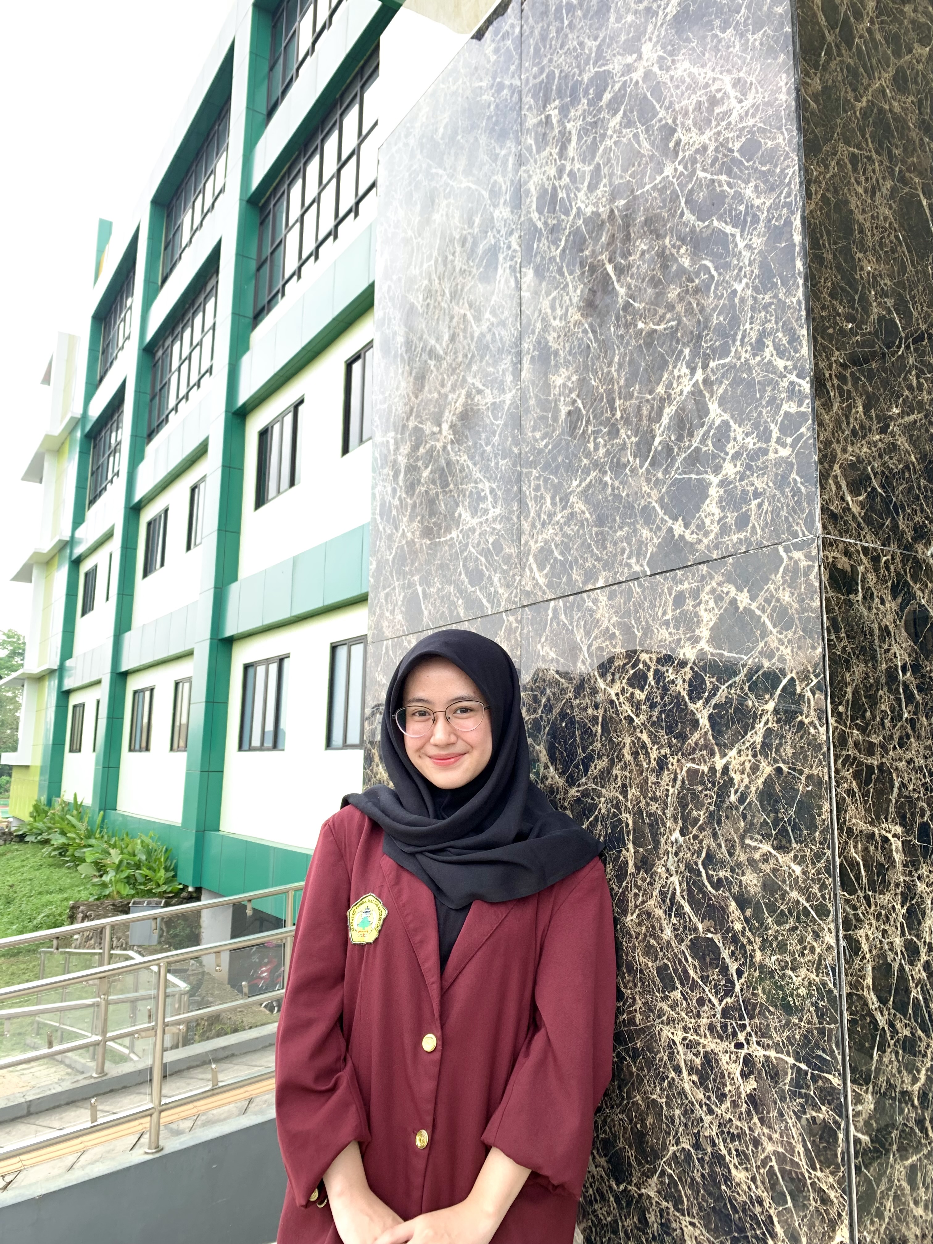 Profile picture for user Nadiazafa